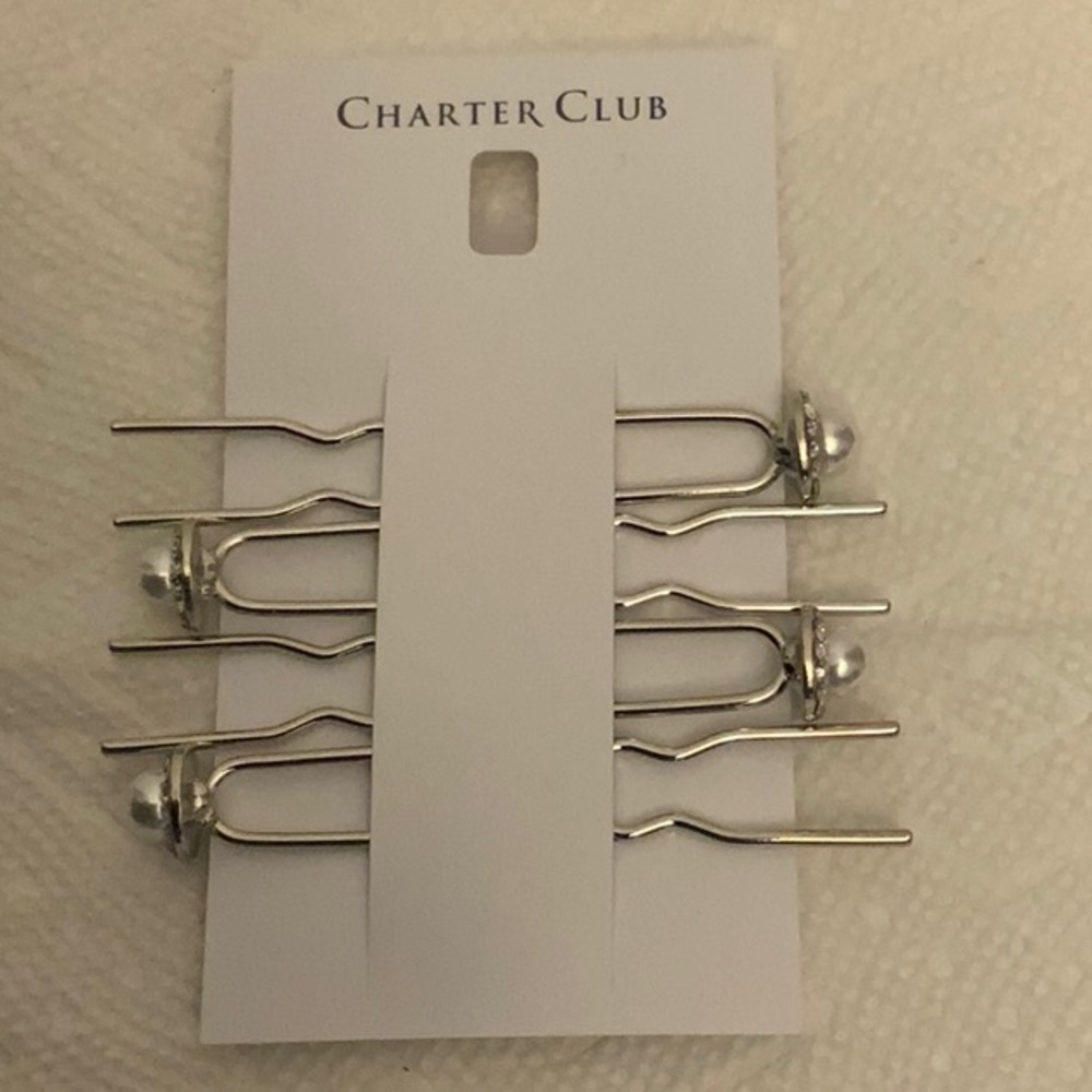 New Charter club hair pin pearls and cristal.